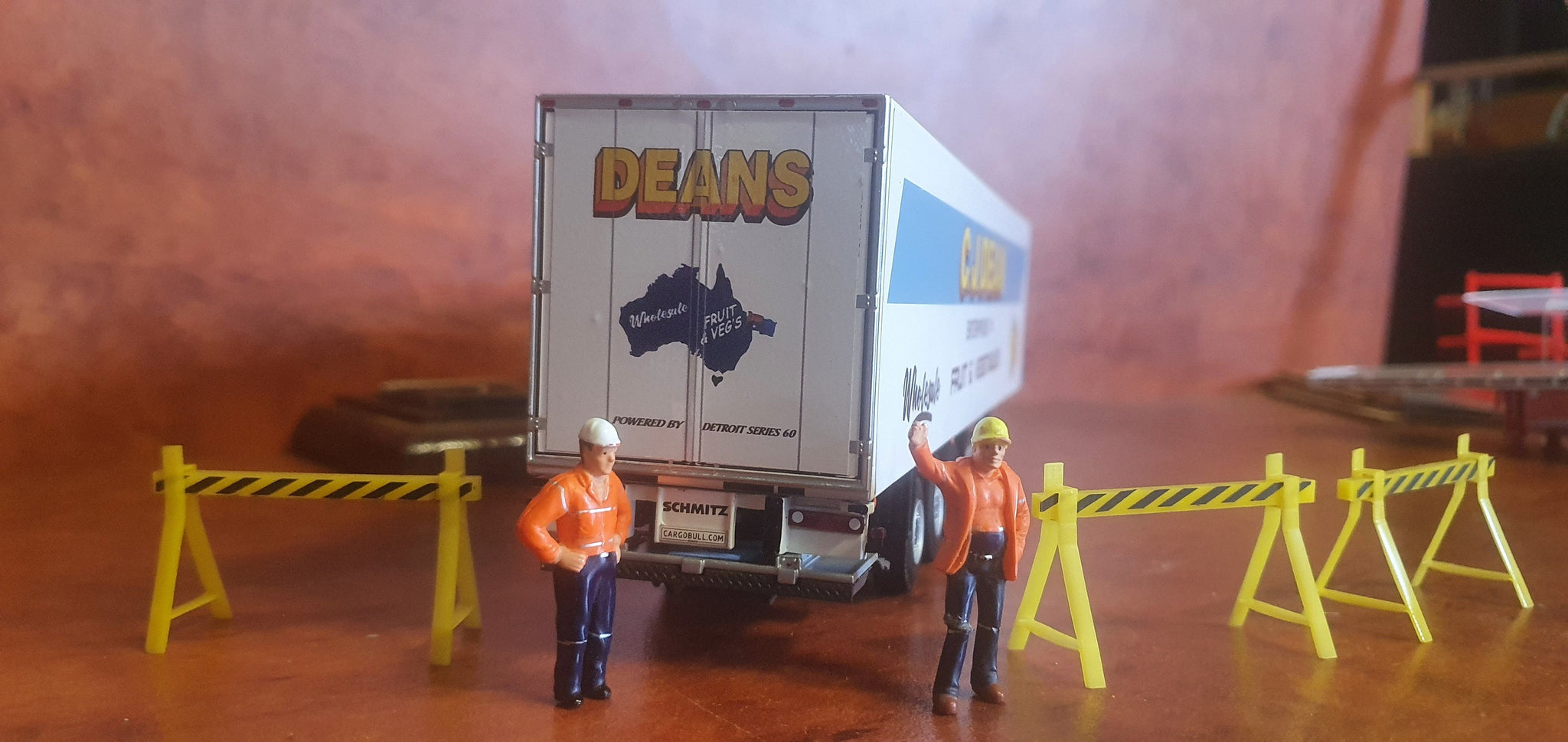 WSI 1:50 Scale 'CJ Dean' Refrigerated Van