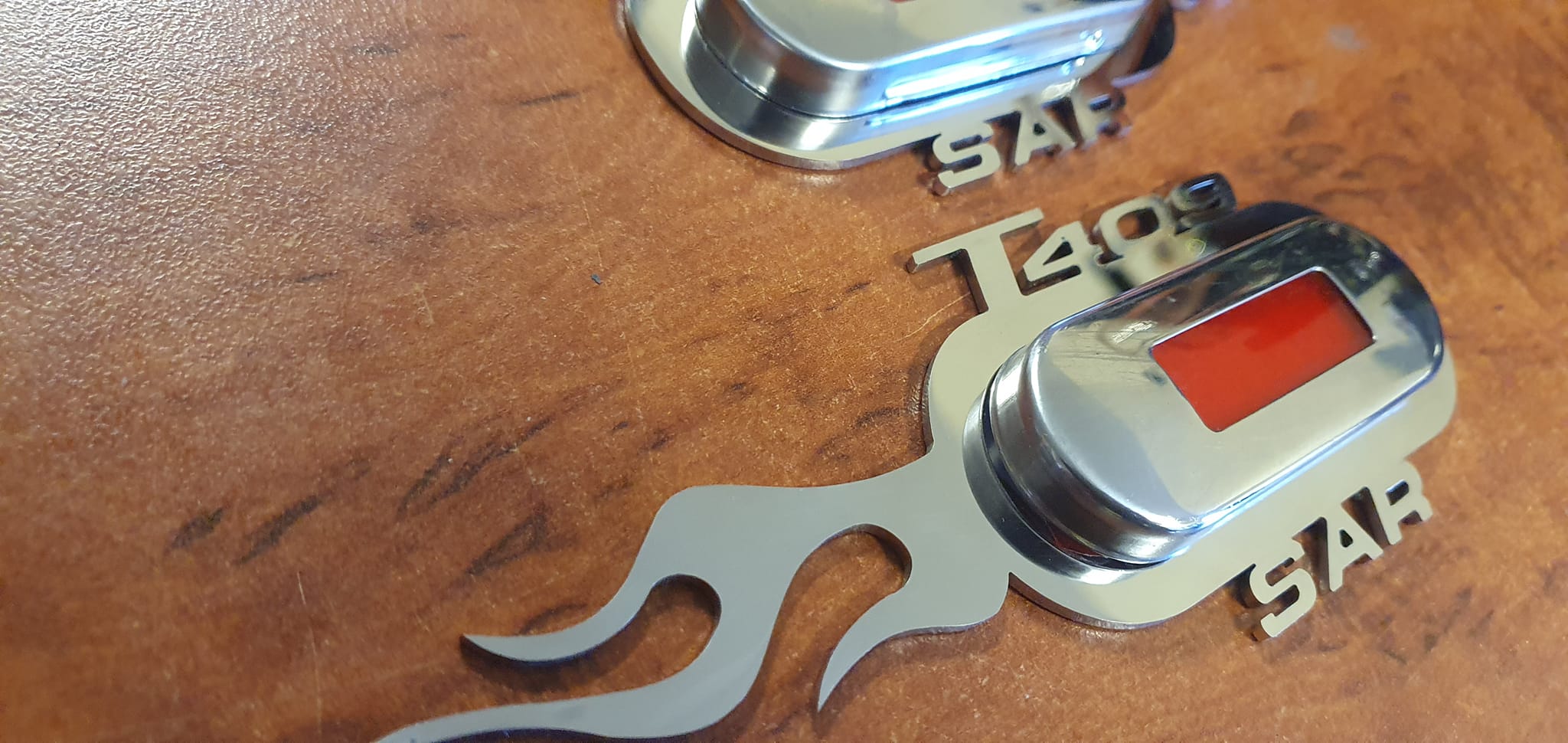 Courtesy light surrounds, stainless steel KENWORTH T409SAR