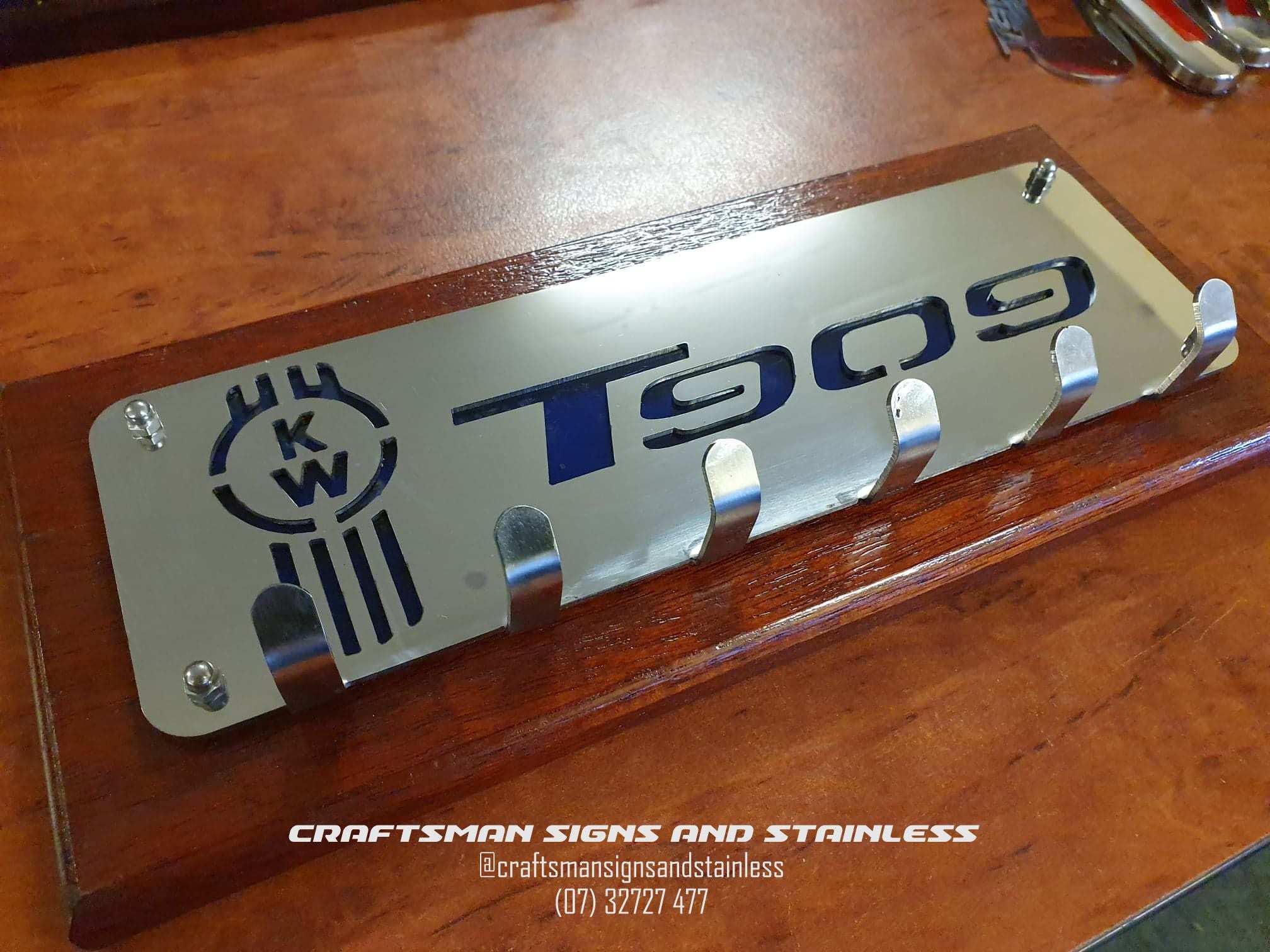 Key Ring holder (KRH), wall mounted KENWORTH