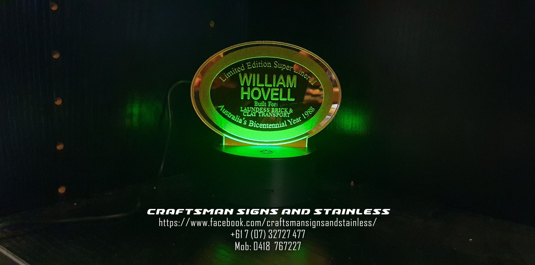 Acrylic edge lit MACK Bi Centennial SUPERLINER II 'WILLIAM HOVELL'