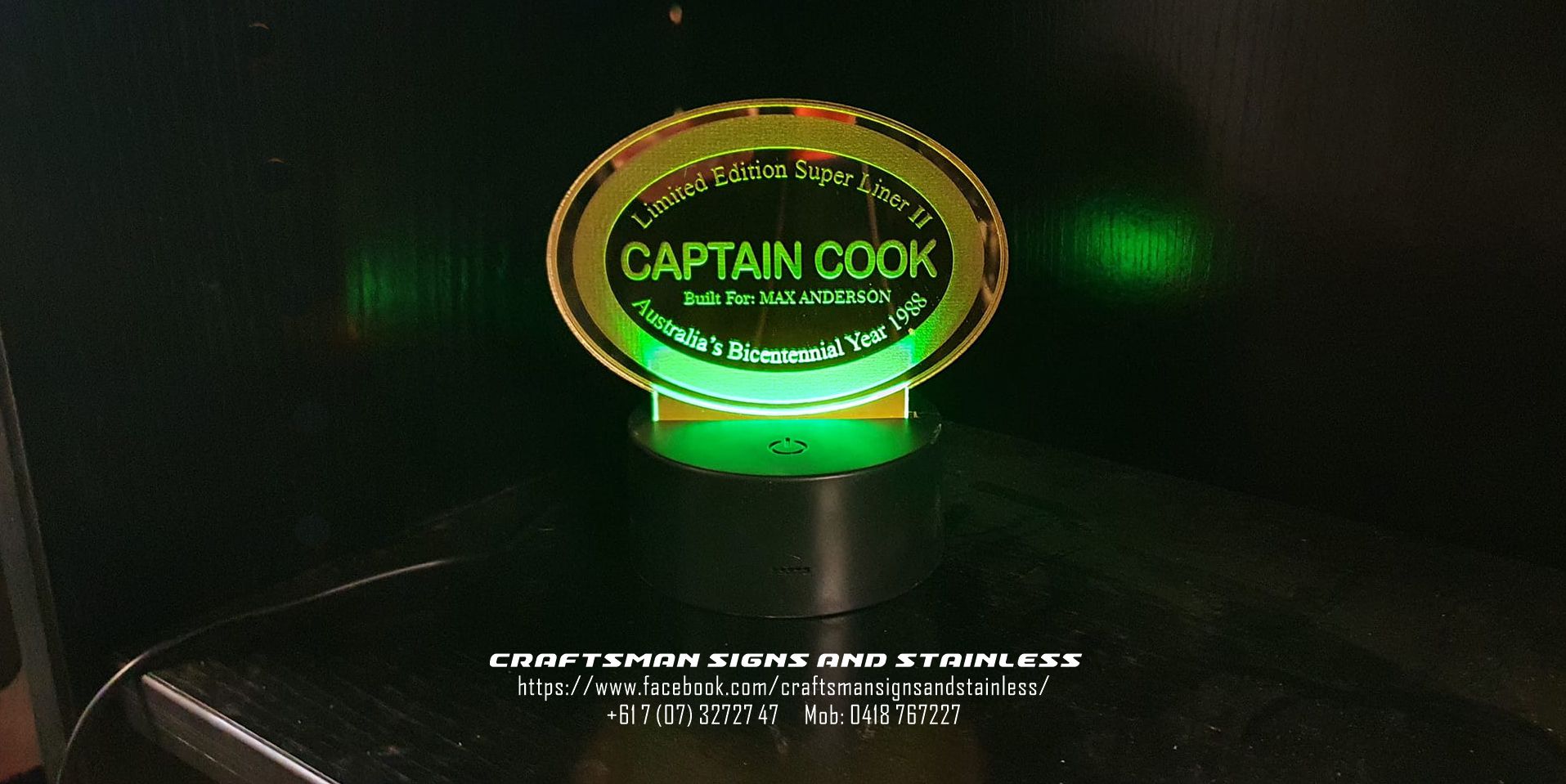 Acrylic edge lit MACK Bi Centennial SUPERLINER II 'CAPTAIN COOK'