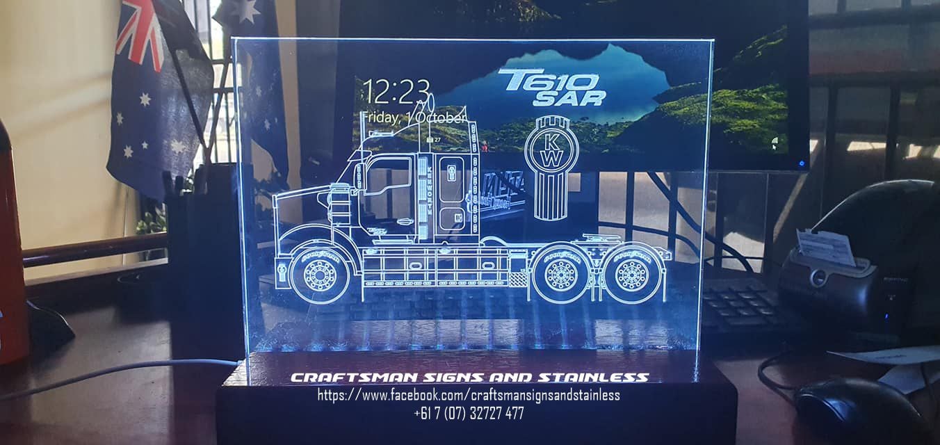 Edge lit acrylic light, KENWORTH T610 SAR