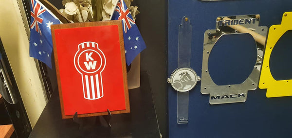 Stainless steel shift surround MACK 'Trident'
