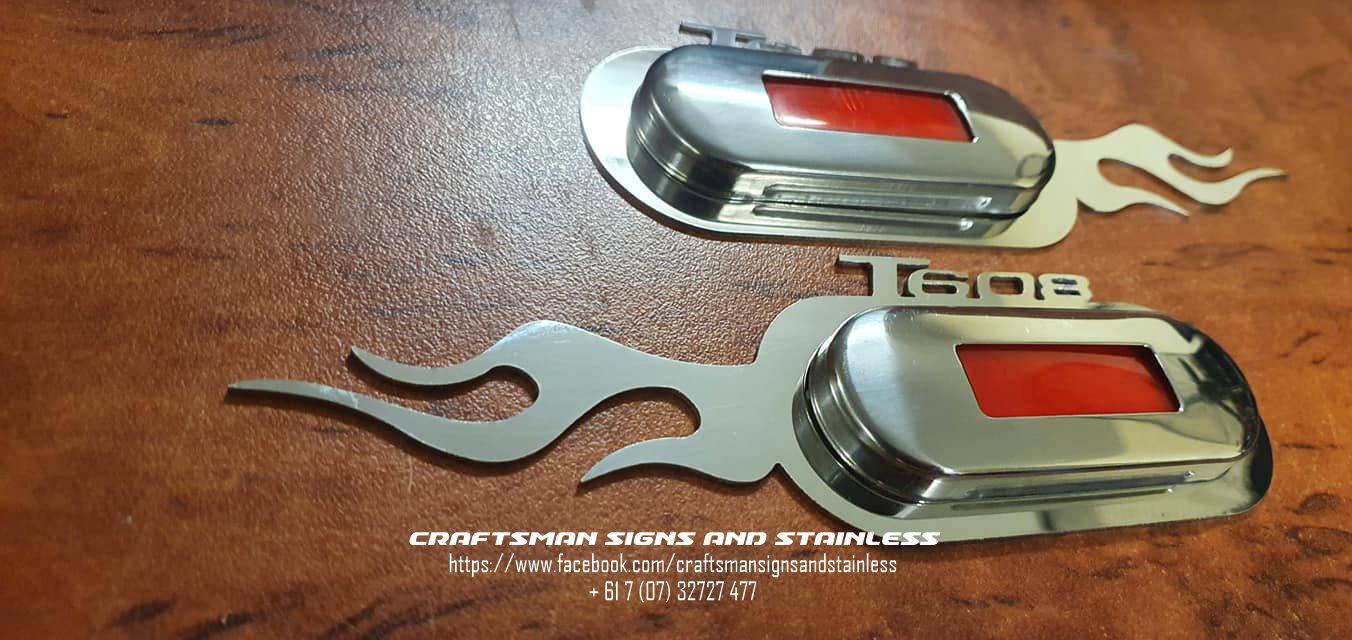 Courtesy light surrounds, stainless steel KENWORTH T608