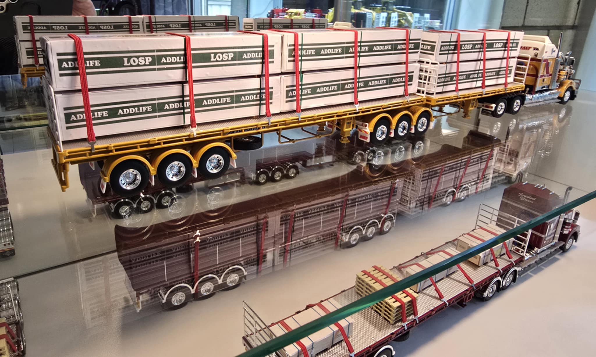 1:50 Diecast Scale full load of vinyl wrapped timber
