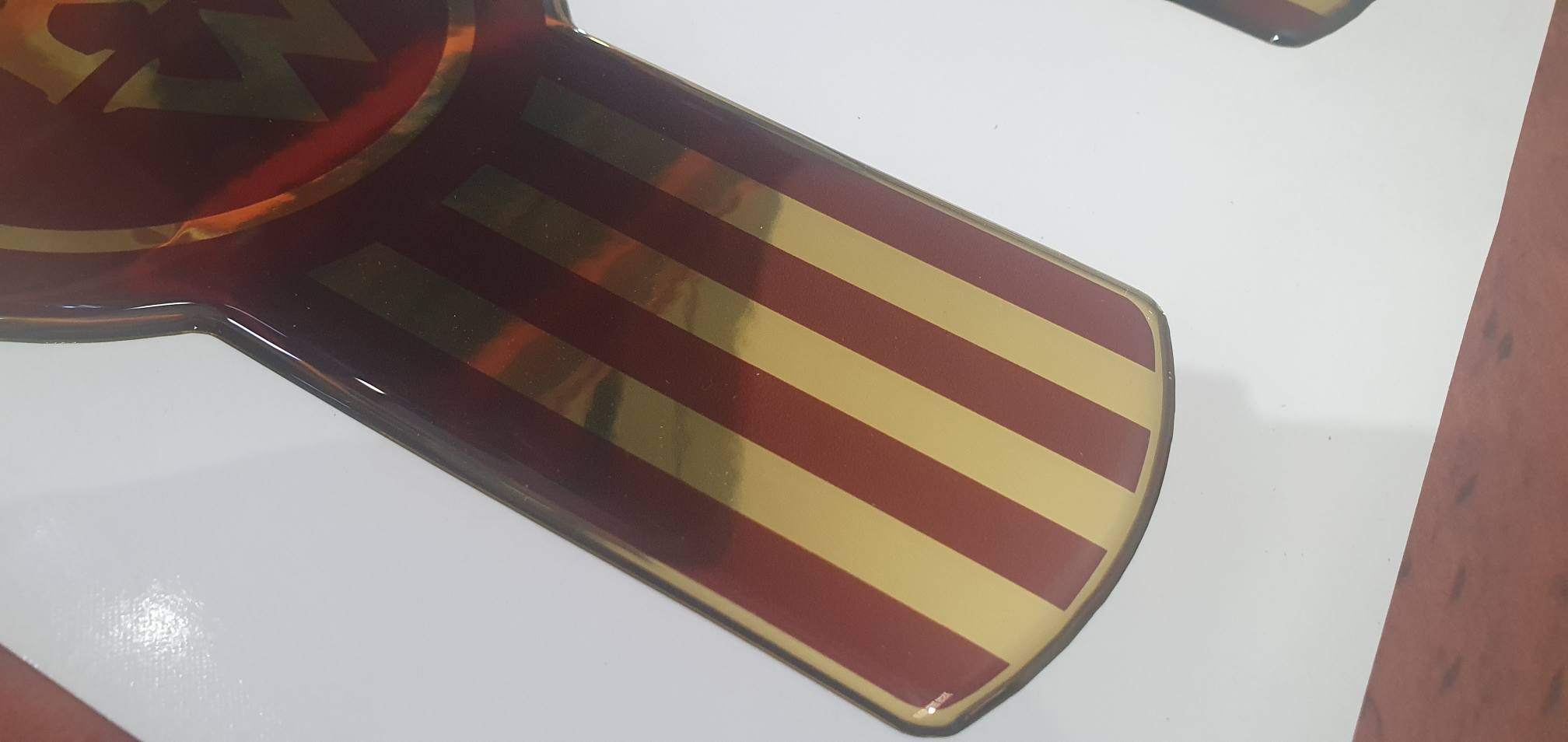 Kenworth 'Crooked' Logo dark red/gold epoxy domed decal