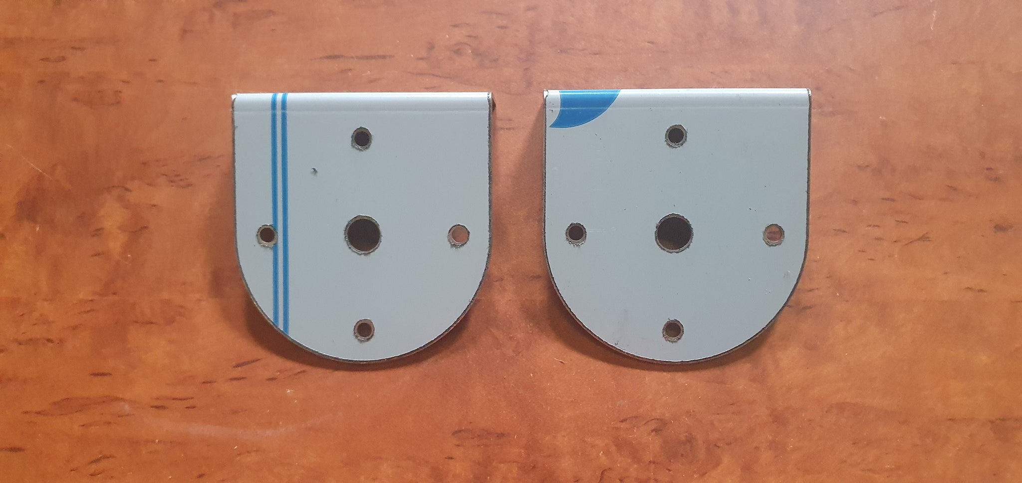 Watermelon light mounting bracket right angled single