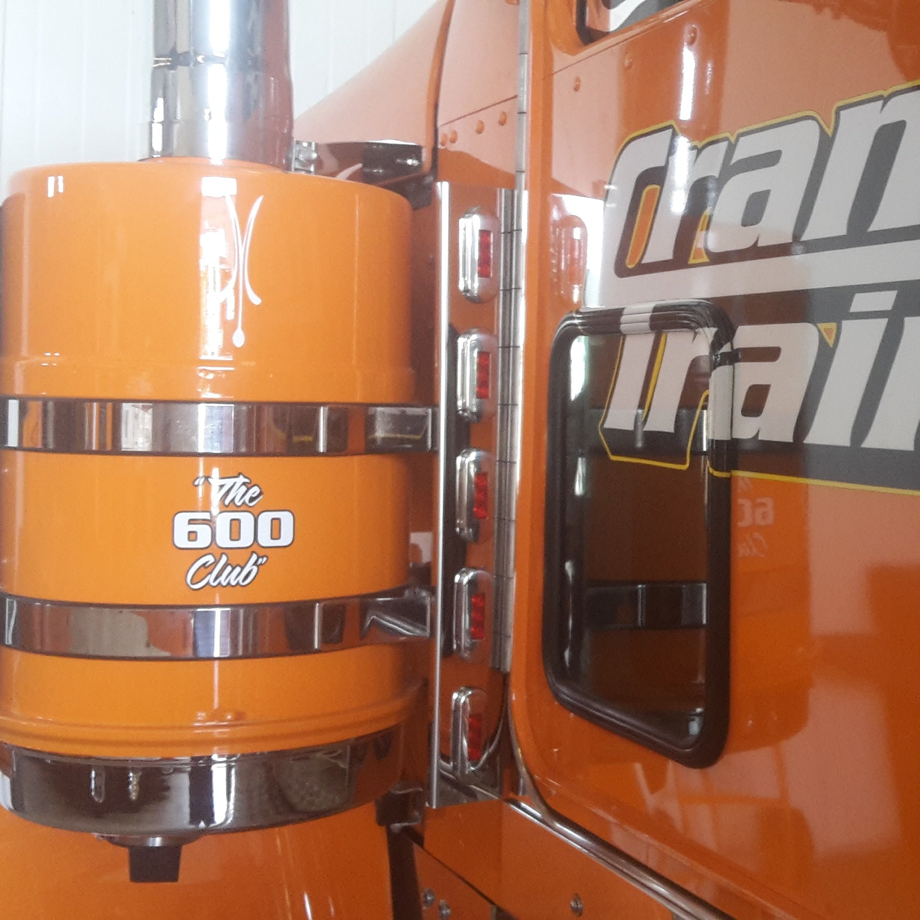 Stainless Steel T909 Rear Air 'Can' LED lights