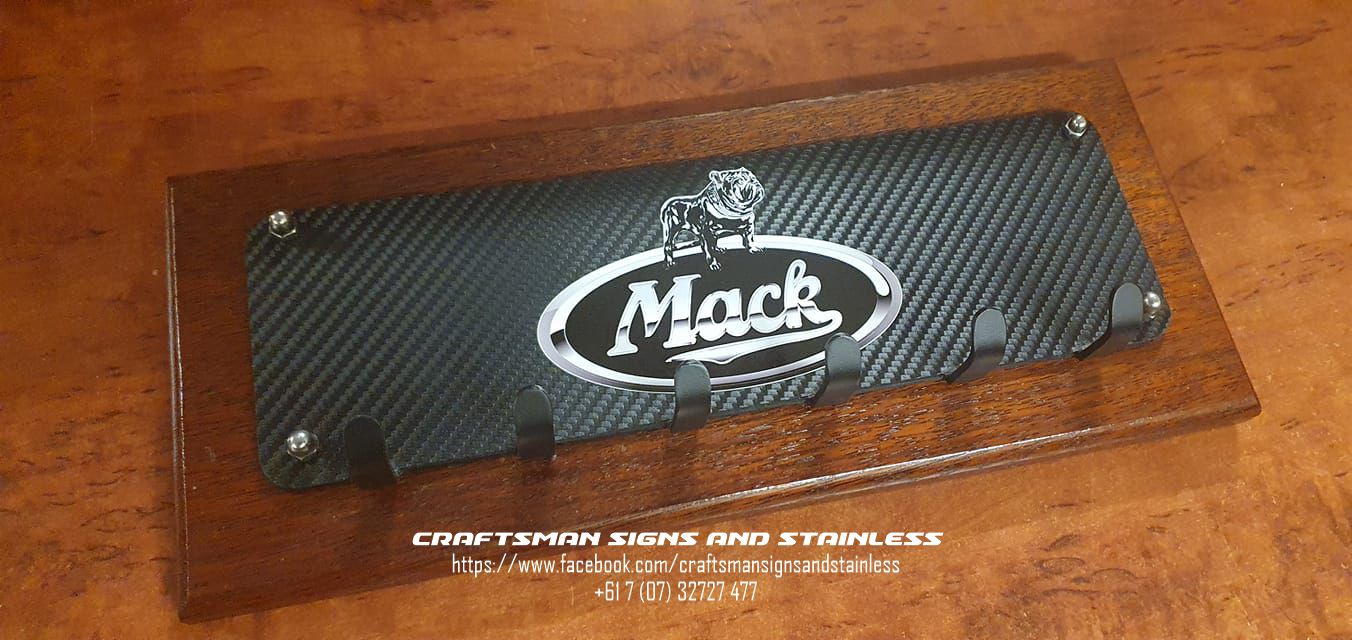 Key Ring holder (KRH), wall mounted MACK 'Carbon Fibre'