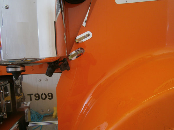 Stainless steel Bonnet catch wear plates (Kenworth)